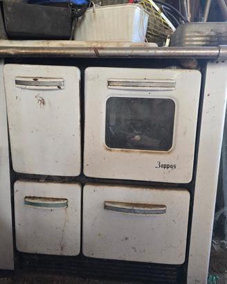 Stufa a legna vintage. 90€