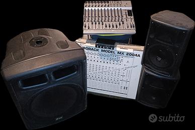 SET mixer, unità effetti voce, 2 casse e subwoofer