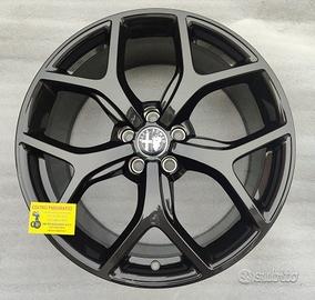 4 Cerchi In Lega NUOVI Originali Da 19 Alfa GIULIA