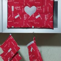 copriforno cuore con coppia presine e guanto da fo