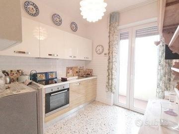 Appartamento bicamere semicentrale