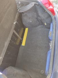 FORD Fiesta 4ª serie - 2000