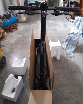 Monopattino elettrico ducati