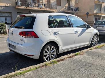 Volkswagen Golf 5p 2.0 tdi Highline 150cv