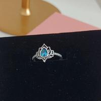 Anello "Fiore di loto"