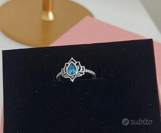 Anello "Fiore di loto"