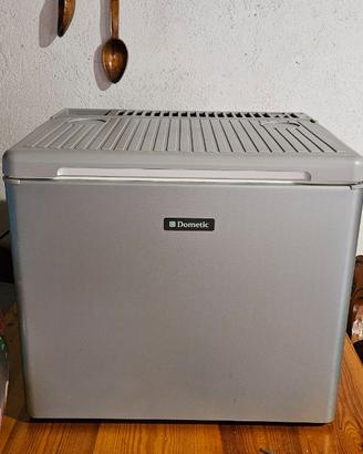 Frigo Portatile da Campeggio, 12/230V/Gas, 30 mbar