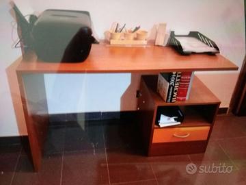 scrivania