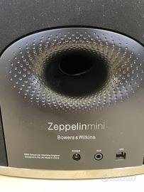 Bowers & Wilkins zeppelin mini speaker docking