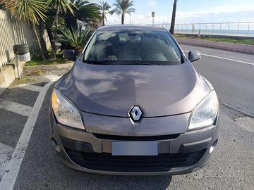 Renault Megane - 100.000 km