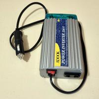 Inverter 12/220V per auto/Camper/Caravan