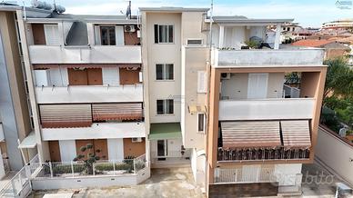 Trilocale al terzo ed ultimo piano