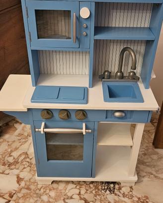 cucina giocattolo in legno