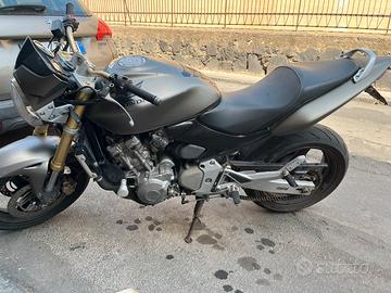 Honda hornet 600