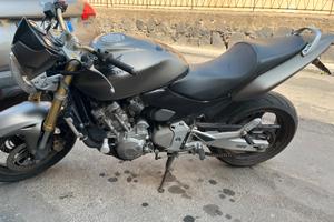Honda hornet 600
