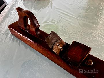 Pialla antica da falegname 57,5x7,5x5.Tenuta bene