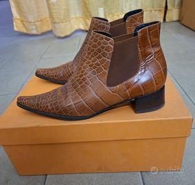 Stivaletti Tod's