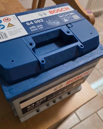 Batteria auto Bosch 52Ah