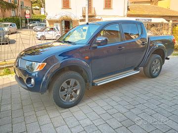 Mitsubishi L200 2.5 DI-D/178CV DC Intense Plus L.E