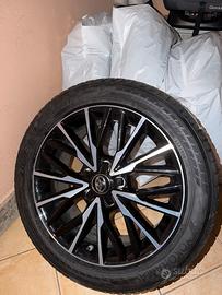 4 Cerchi in Lega Toyota CHR + Pneumatici invernali