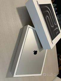 Macbook pro 16", chip M3 Pro