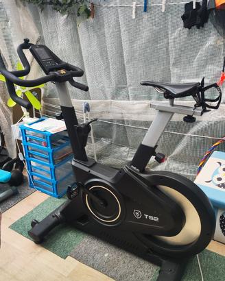 Fit bike Bluetooth interattiva Zwift/Mywhoosh. 