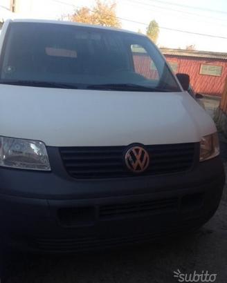 Vw Transporter 2005 - 2500cc tdi - axe