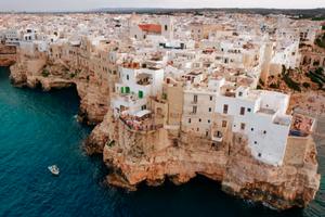 Ristorante con terrazza vista mare a polignano