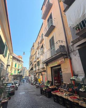 MONOLOCALE A CASTELLAMMARE DI STABIA