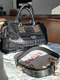 Borsa a bauletto nera Guess