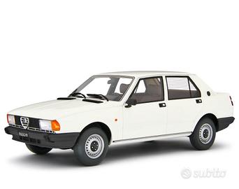 Modellino Alfa Romeo Giulietta 1.6 1.8 1980 1/18