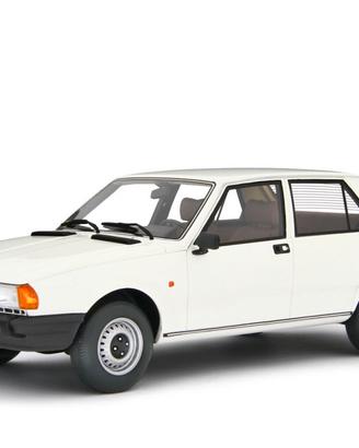 Modellino Alfa Romeo Giulietta 1.6 1.8 1980 1/18