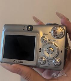 Canon ixus 700