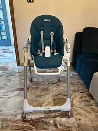 Seggiolone regolabile con ruote