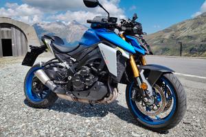 Suzuki gsx-s 1000 2023