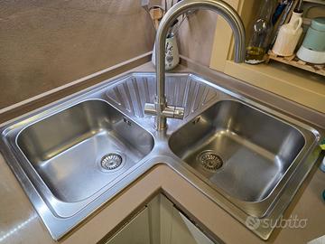 Lavello angolare Apell