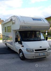 Camper Rimor Superbring 678