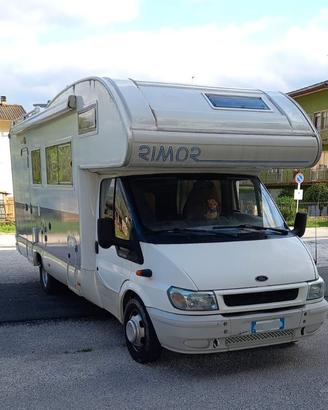 Camper Rimor Superbring 678