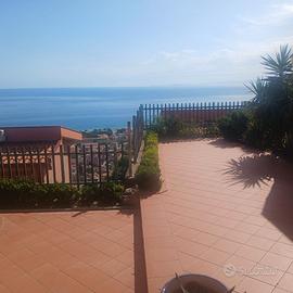 Villetta vista mare Gioiosa Marea con terrazzo