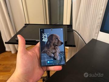 Samsung Z Fold 8 12/256 Graphite ITA + Carbon Case