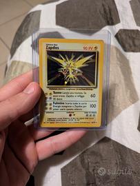 Zapdos holo set base carta Pokemon 