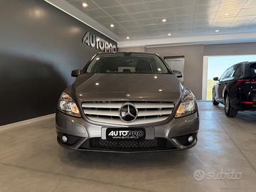 MERCEDES-BENZ B 180 Executive