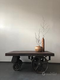 Carrello in ferro vintage - design industriale