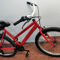 Bicicletta ibrida da donna