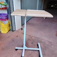 porta pc tavoli portatile ribaltabile  Con rotelle