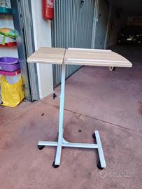 porta pc tavoli portatile ribaltabile  Con rotelle