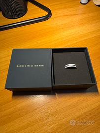 Anello Daniel Wellington taglia 60 con scatola