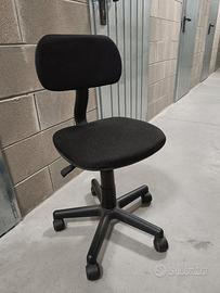 sedia ufficio con ruote 