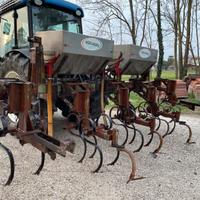 Sarchiatrice Spandiconcime 5 file pieghevole Inox