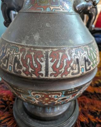 Coppia antichi vasi giapponesi in bronzo